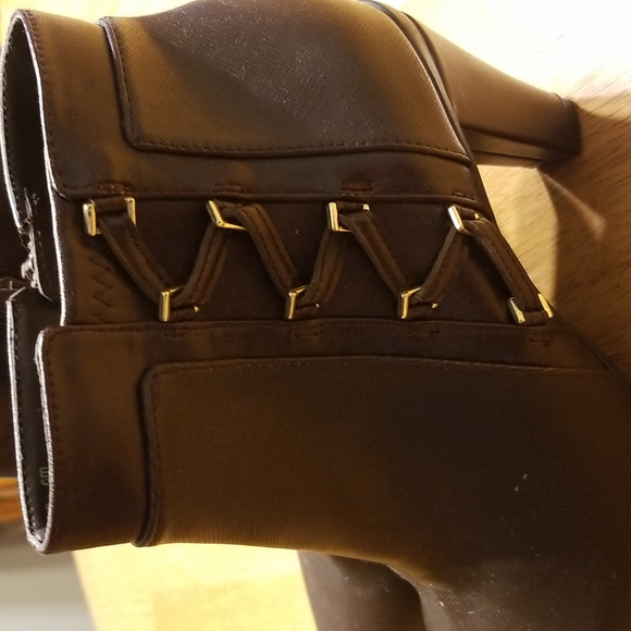 Life Stride laced up ankle heel boot - Picture 3 of 6